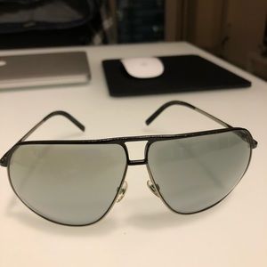 Gucci aviator sunglasses Italy
